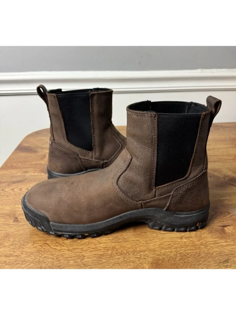 Caterpillar Men's Wheelbase Work Boot Size 9.5 M